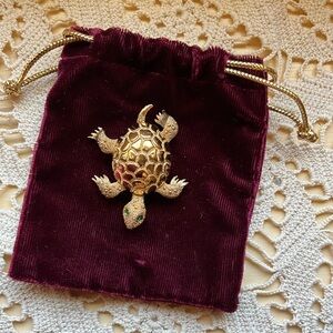 Monet Gold Turtle Brooch Pin  Emerald Green Eyes